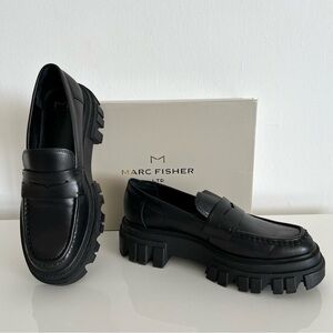 MARC FISHER LTD Morris Loafer Sz 8 lug sole shoe black